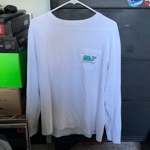 Used Vineyard Vines long sleeve shirt. Size L